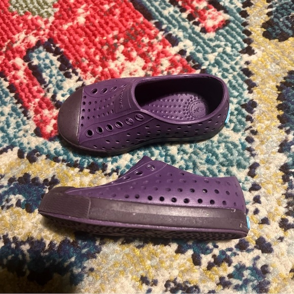 Native Shoes Kids Water Shoes in Deep Purple - Picture 2 of 10
